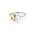 47AU Toi et Moi ring 1.06 ct fancy vivid yellow + 1.01 ct white lab-grown diamonds in Platinum 950 – front view
